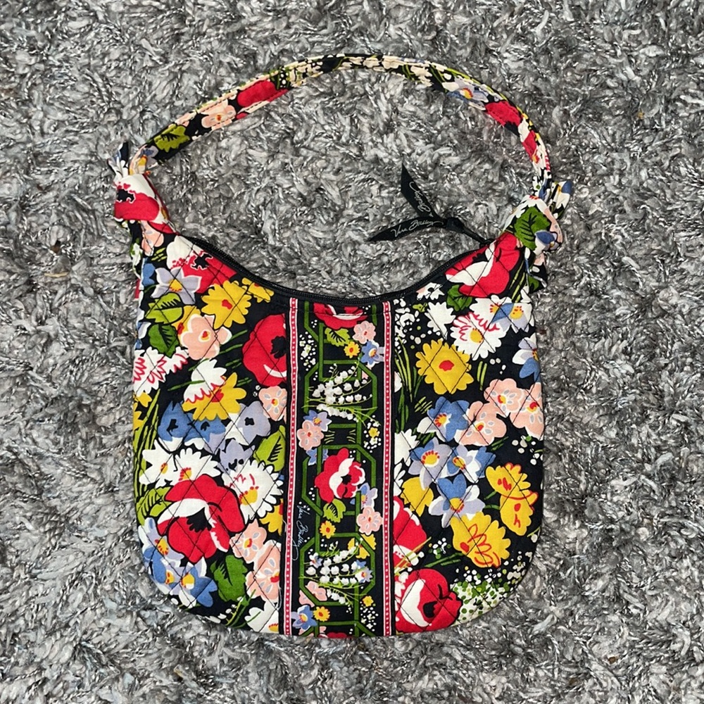 🌹Vera Bradley floral “Poppy Fields” handbag